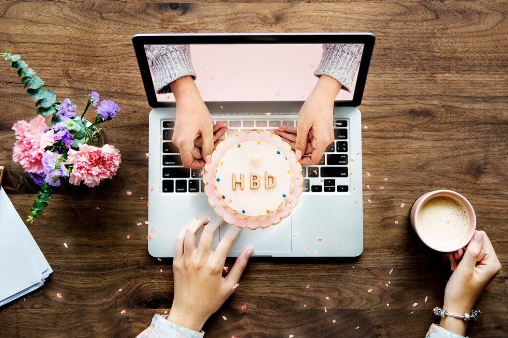 The digital gamble: 5 things you must check before you click 'buy' for a wedding cake order online